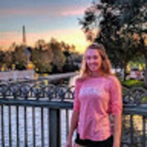 Meet your Posher, Olivia